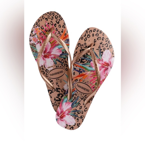 Havaianas | Tropical Floral Animal Print Flip Flops - Picture 1 of 7